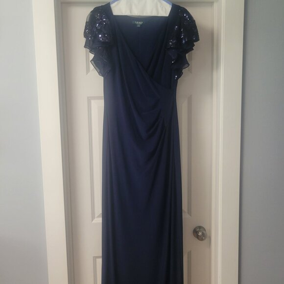 Mother of the Bride Dress - Picture 2 of 3